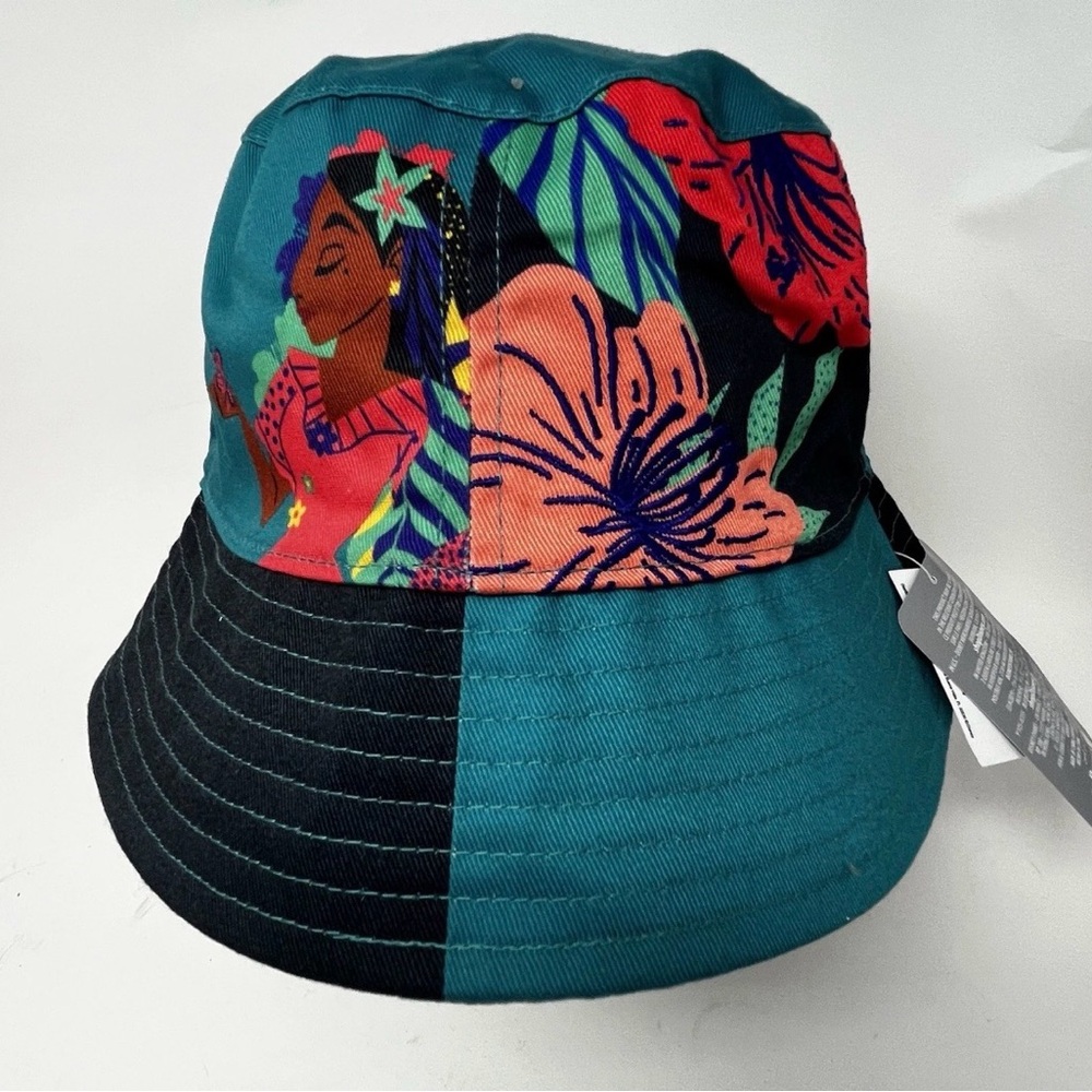 Disney Parks Encanto La Familia Bucket Hat for Adults New With Tag